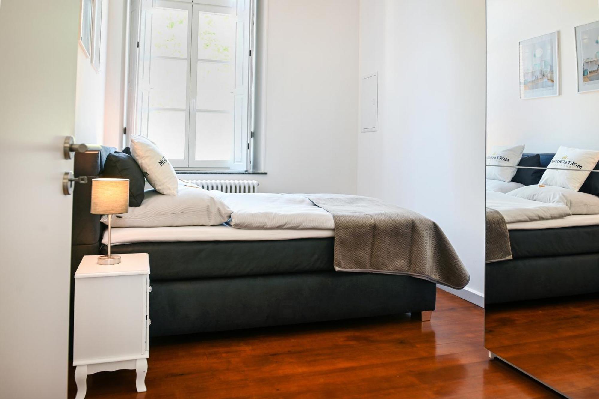 Roemer-Apartment Im Herenhaus Rheinblick Xanten Kültér fotó
